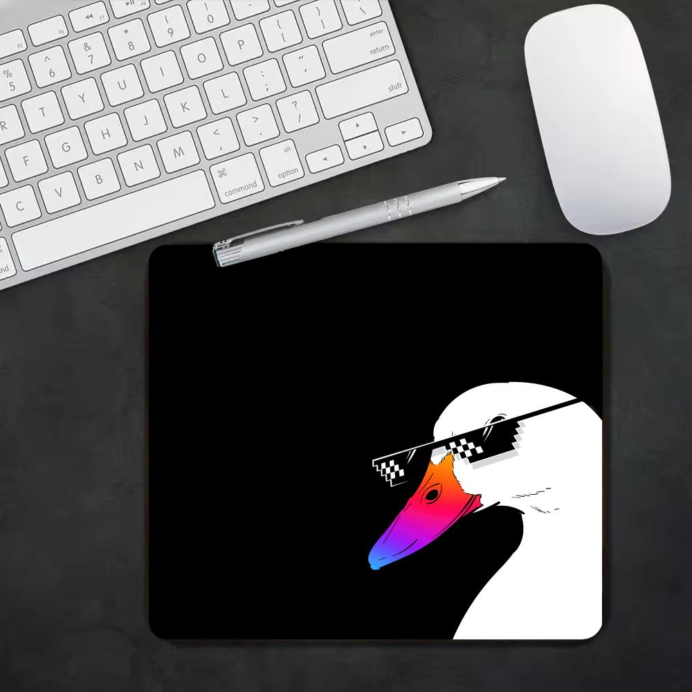 Simpatico tappetino per mouse  - Home Office Background recensione e prezzo